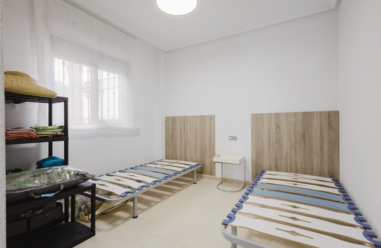 Használt ingatlanok - Villa -
Torrevieja - Aguas Nuevas