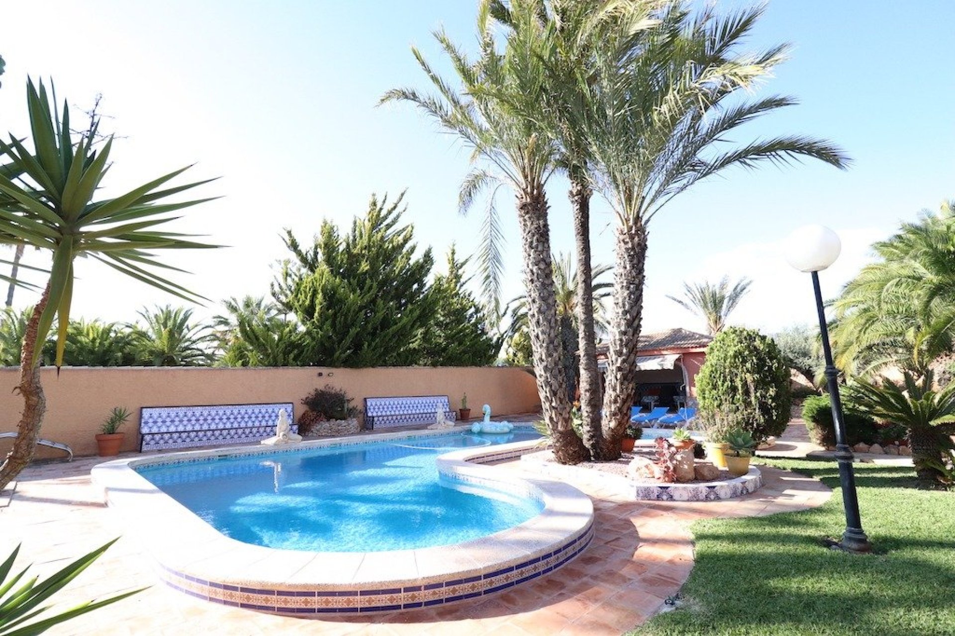 Használt ingatlanok - Villa -
Torrevieja - El chaparral