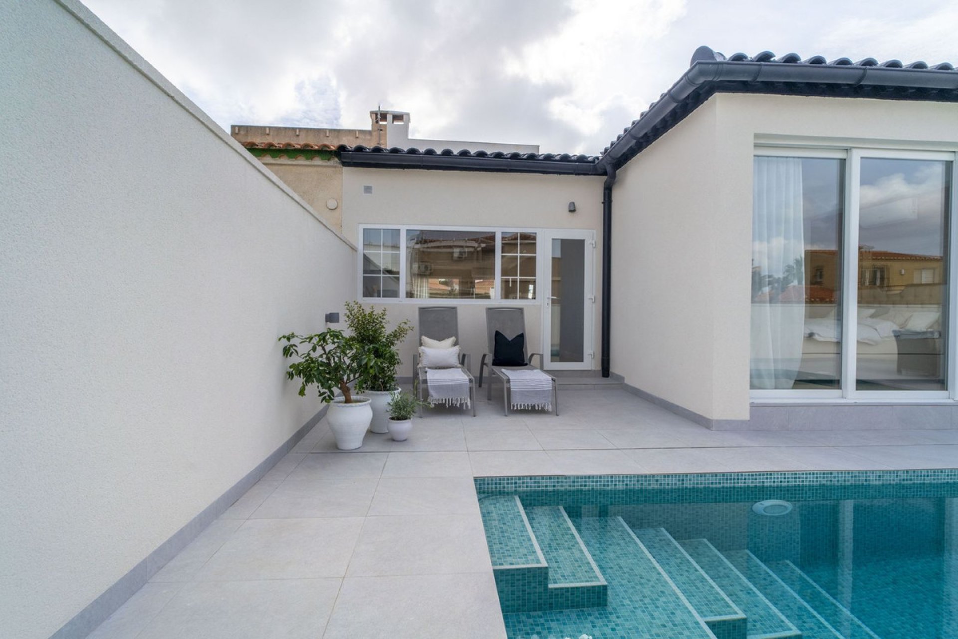 Használt ingatlanok - Villa -
Torrevieja - La siesta