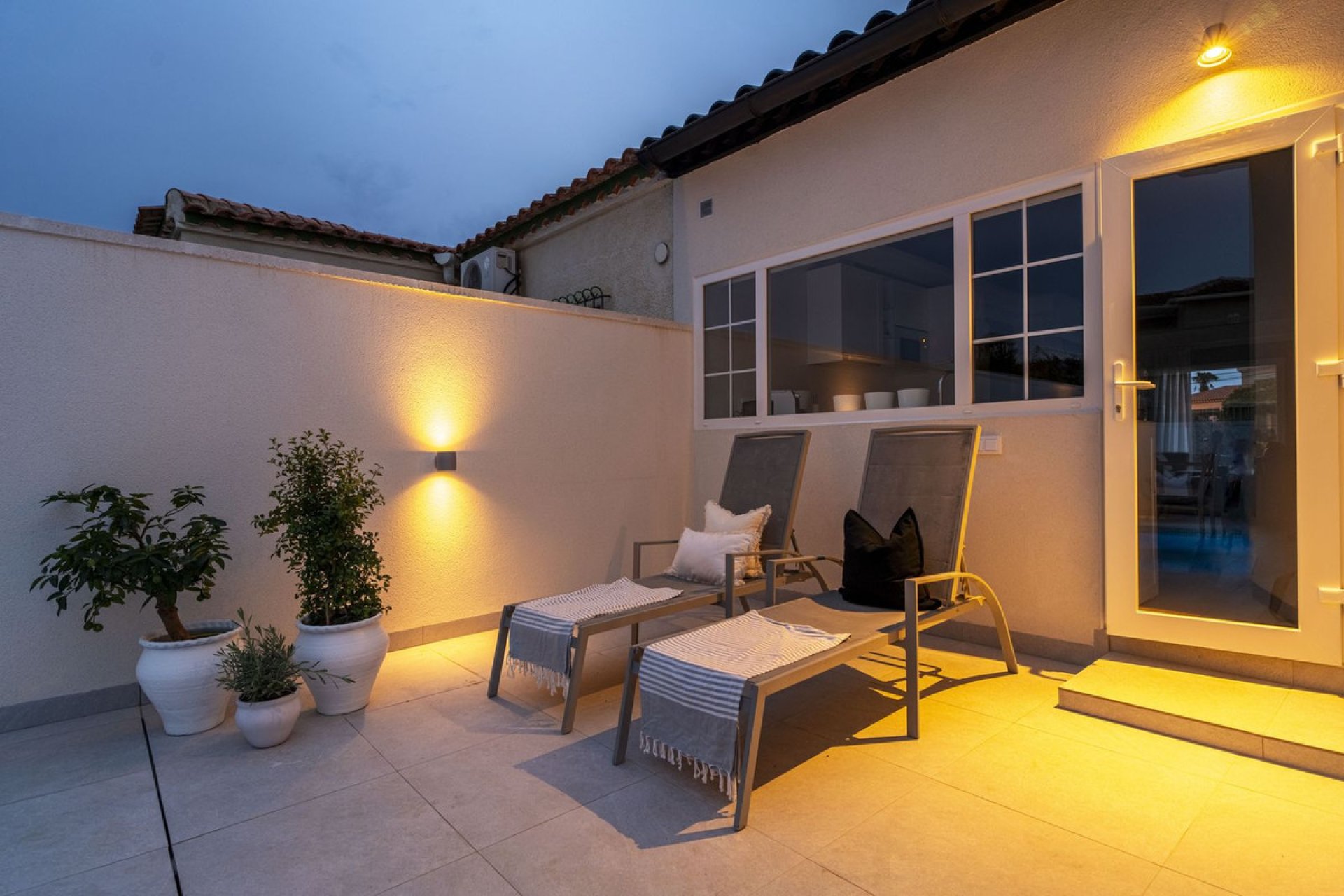 Használt ingatlanok - Villa -
Torrevieja - La siesta