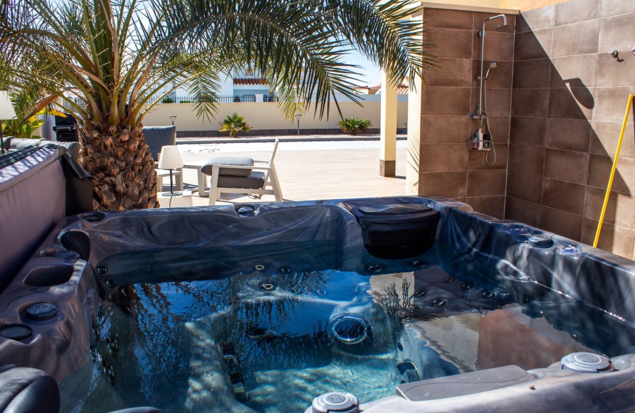 Használt ingatlanok - Villa -
Torrevieja - La siesta