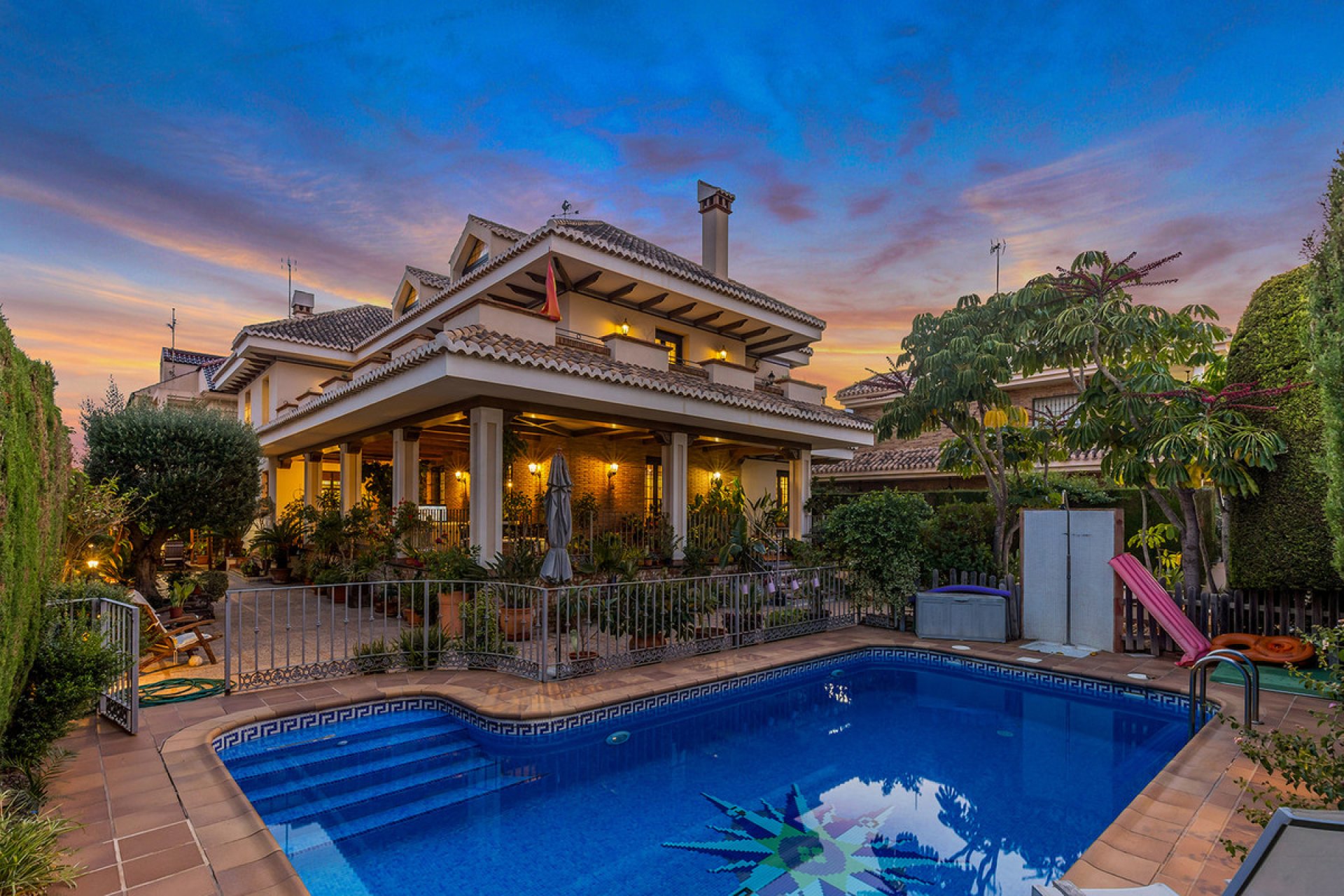 Használt ingatlanok - Villa -
Torrevieja - La Veleta