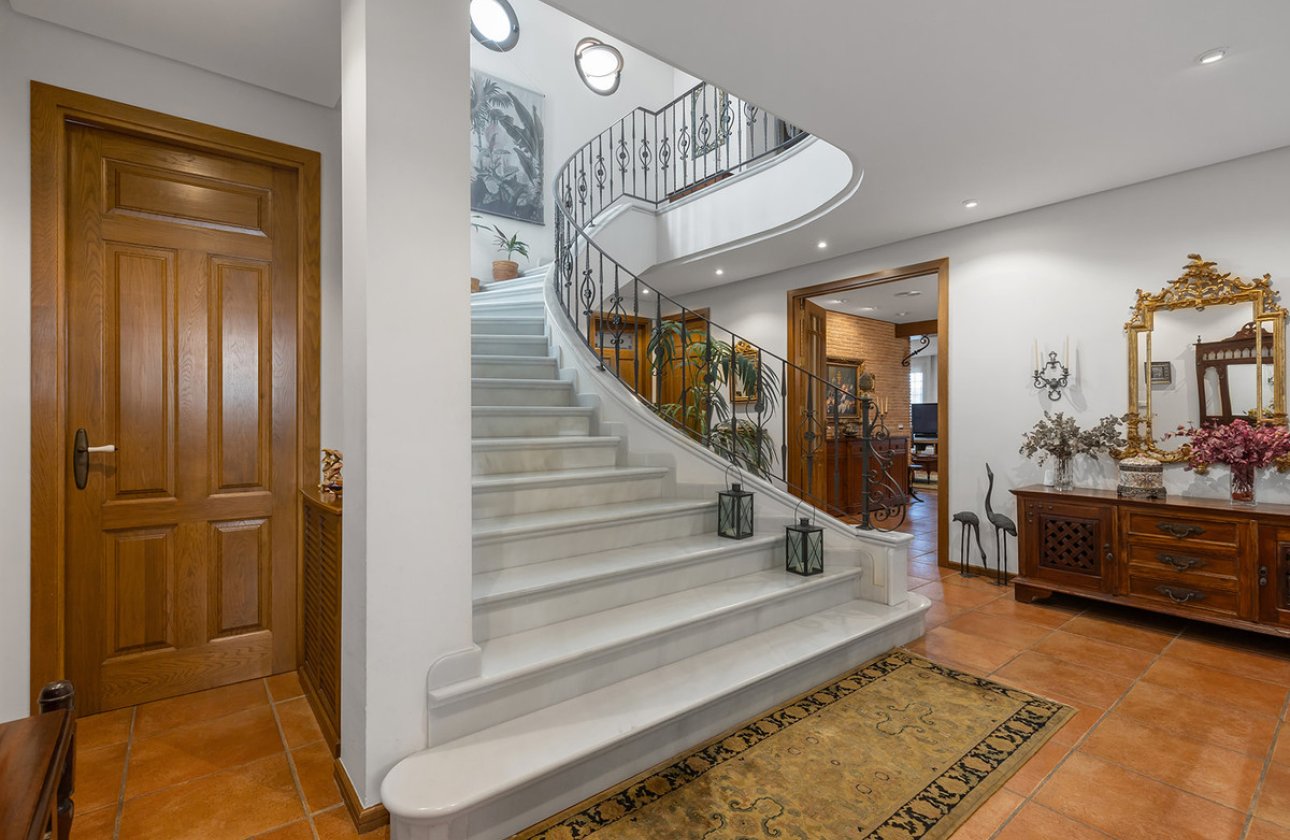 Használt ingatlanok - Villa -
Torrevieja - La Veleta