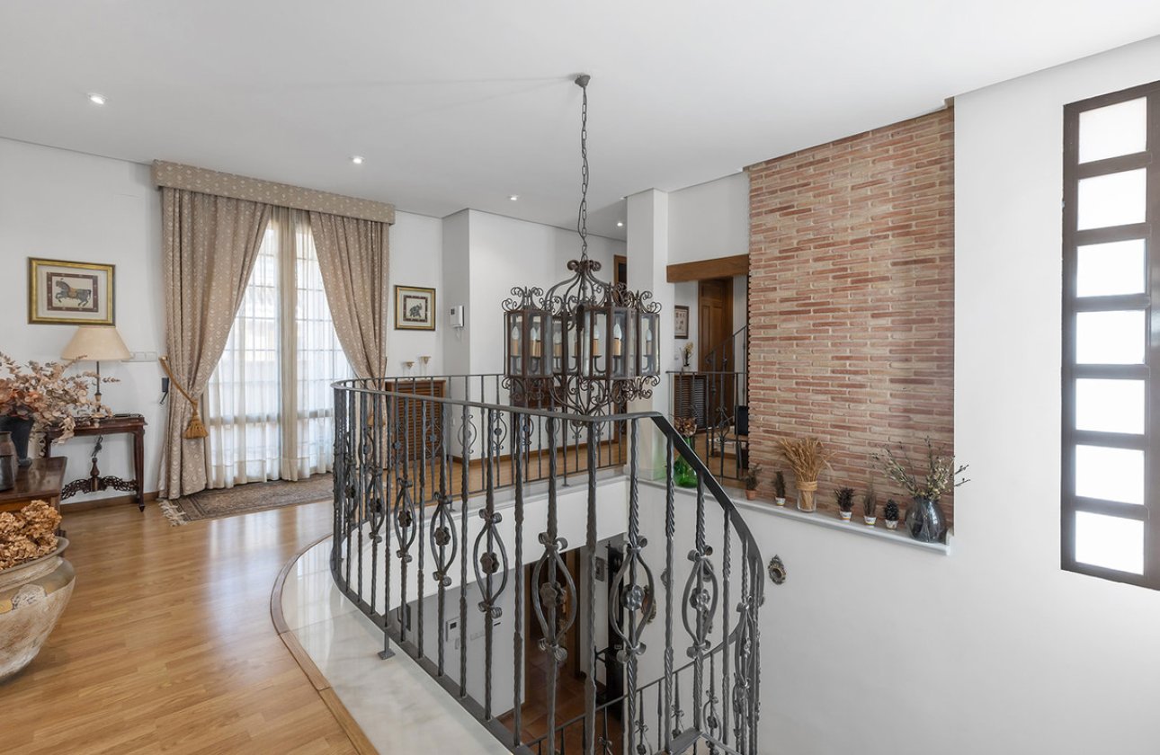 Használt ingatlanok - Villa -
Torrevieja - La Veleta