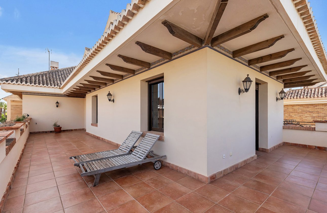 Használt ingatlanok - Villa -
Torrevieja - La Veleta