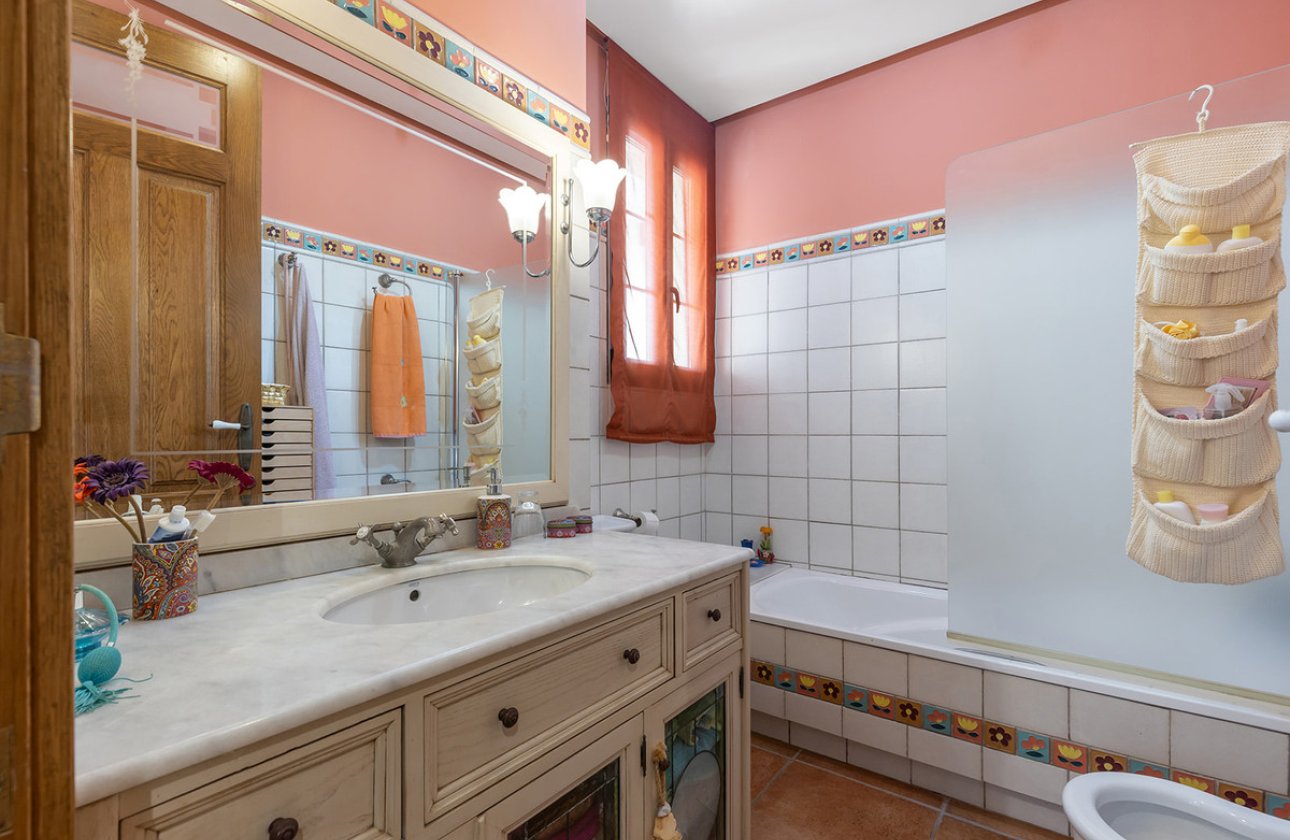 Használt ingatlanok - Villa -
Torrevieja - La Veleta