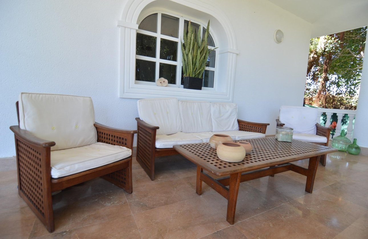 Használt ingatlanok - Villa -
Torrevieja - Torrevieja Centro