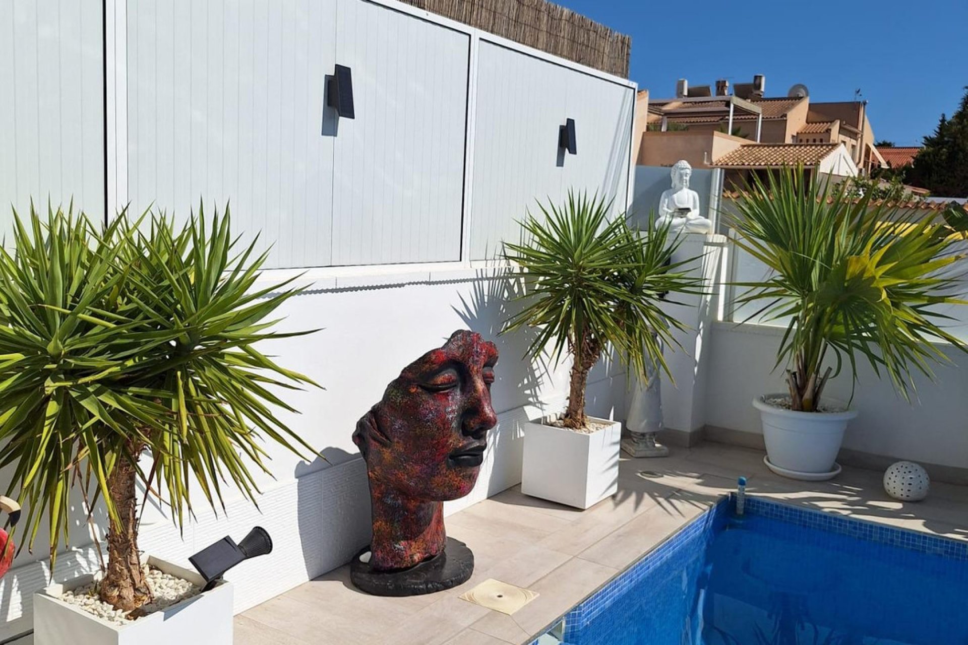 Használt ingatlanok - Villa -
Torrevieja - Torrevieja Centro