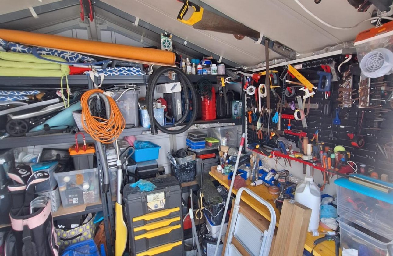 Használt ingatlanok - Villa -
Torrevieja - Torrevieja Centro