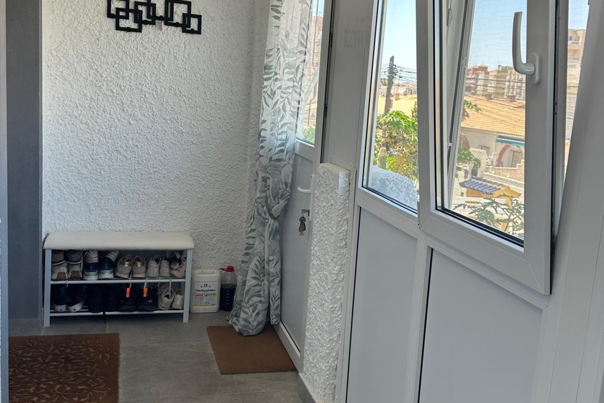 Használt ingatlanok - Villa -
Torrevieja - Torrevieja Centro