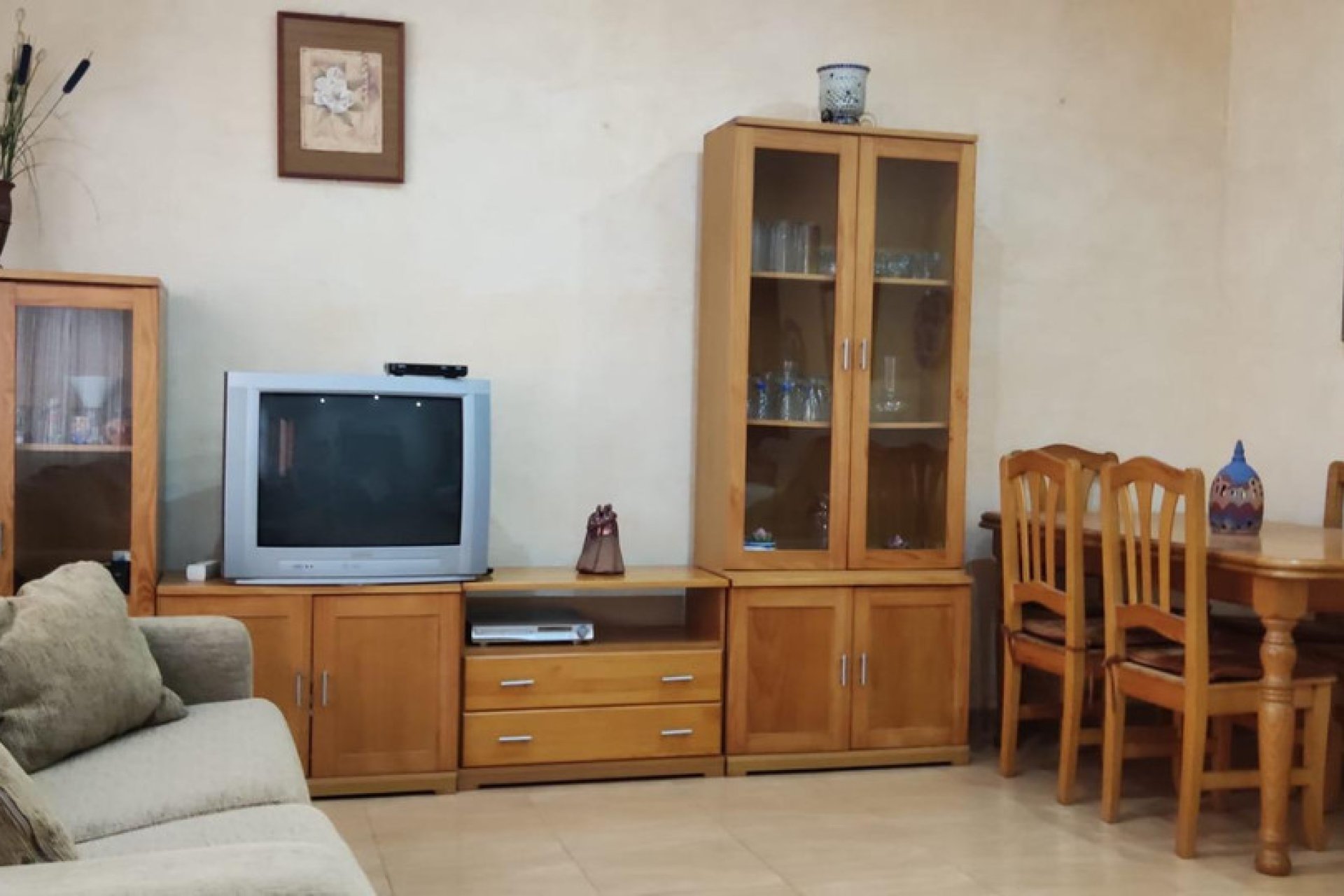 Használt ingatlanok - Villa -
Torrevieja - Torrevieja Centro