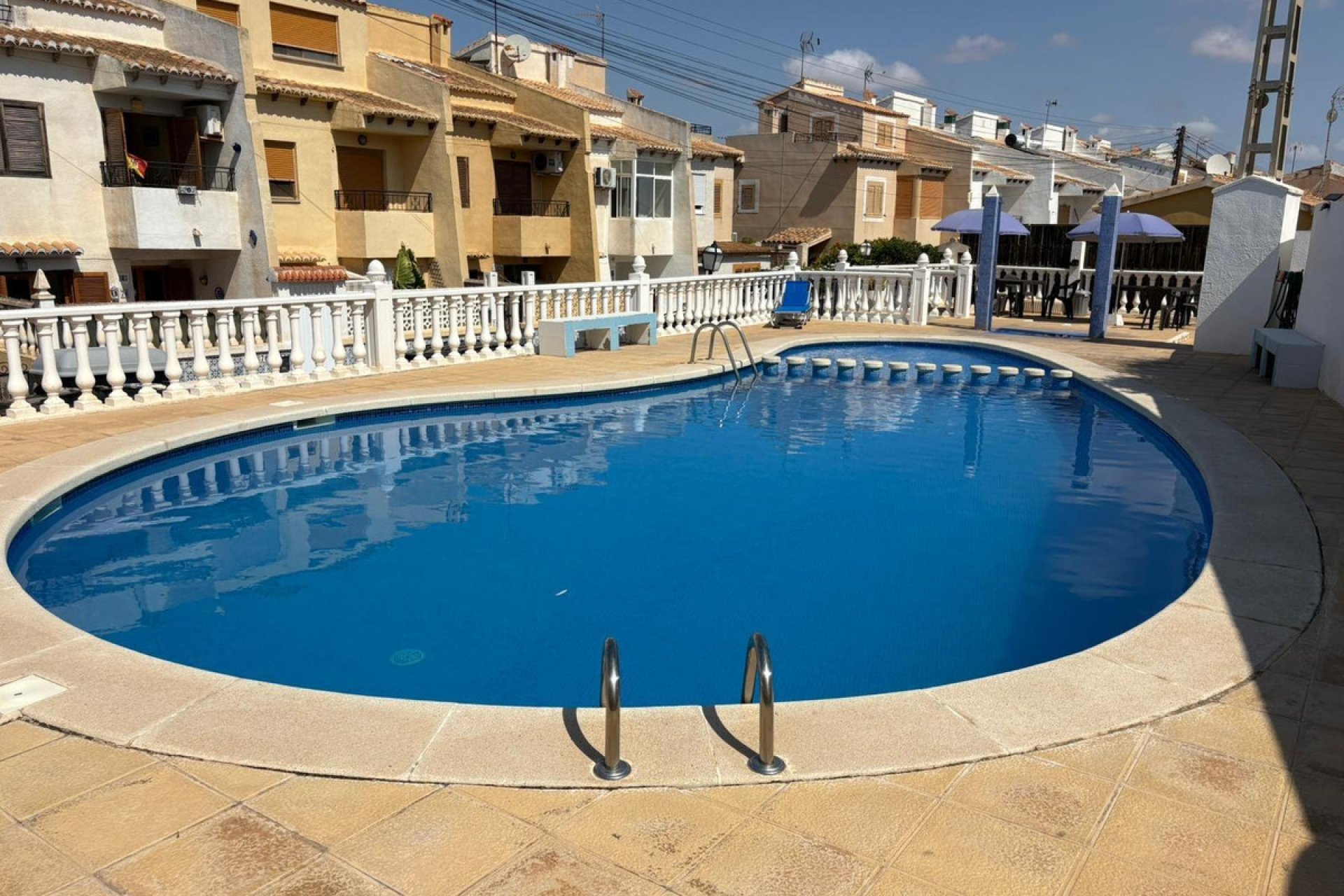Használt ingatlanok - Villa -
Torrevieja - Torrevieja Centro