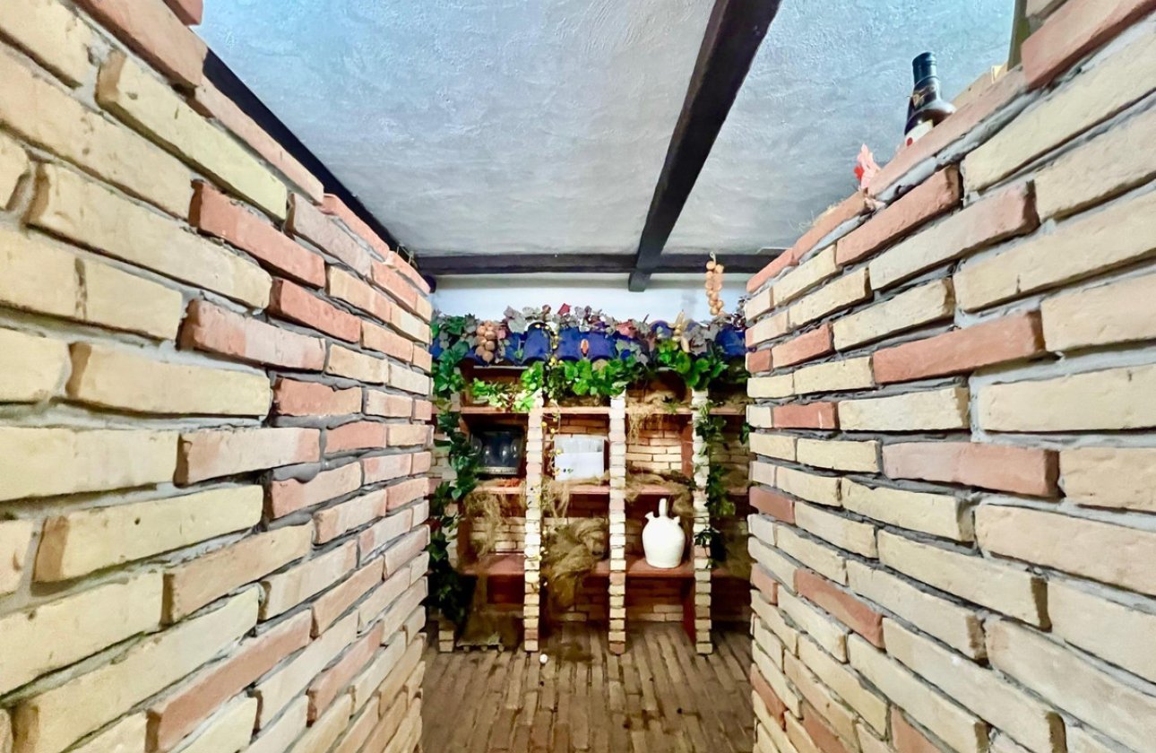 Használt ingatlanok - Villa -
Torrevieja - Torrevieja Centro