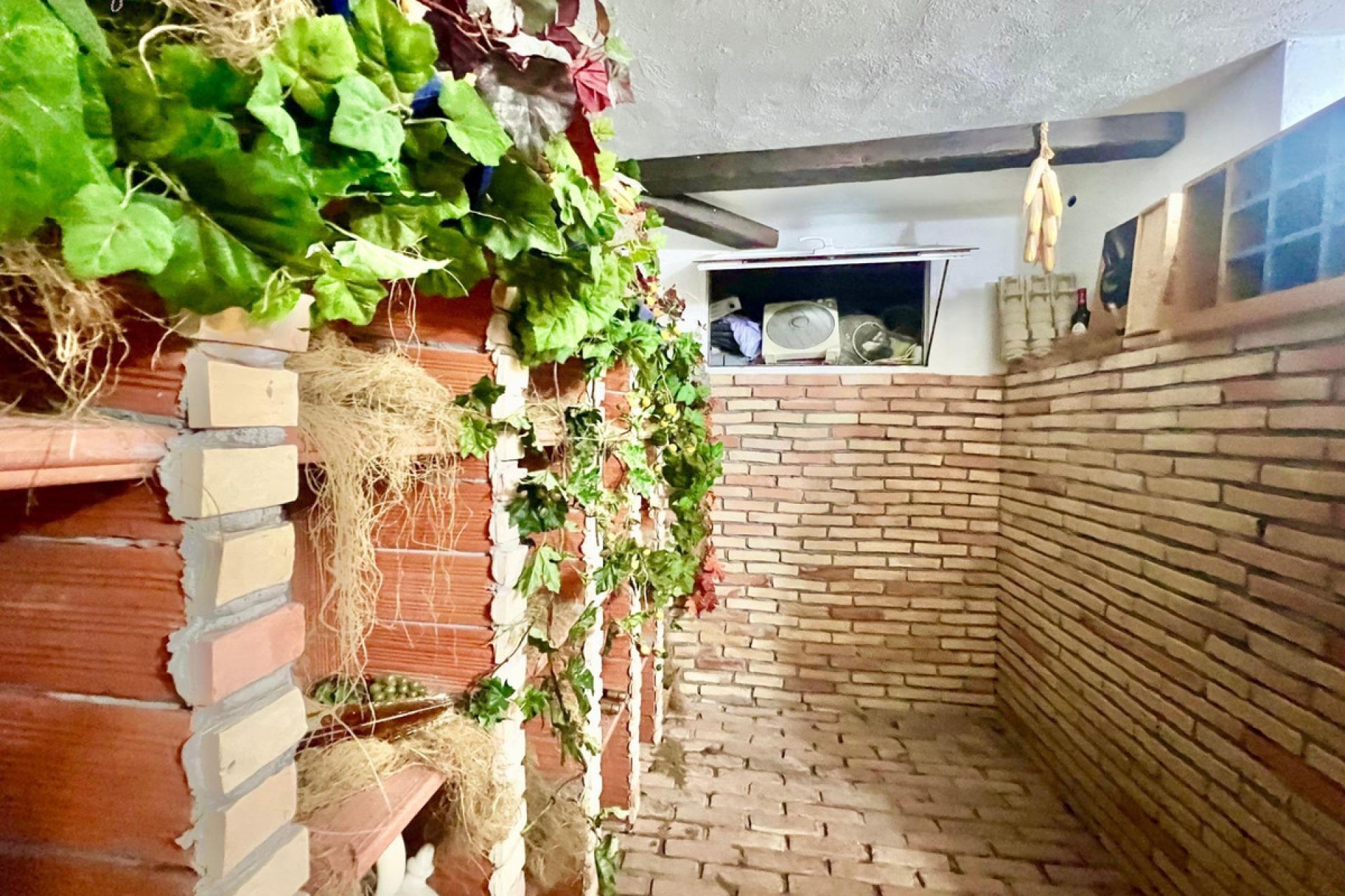 Használt ingatlanok - Villa -
Torrevieja - Torrevieja Centro