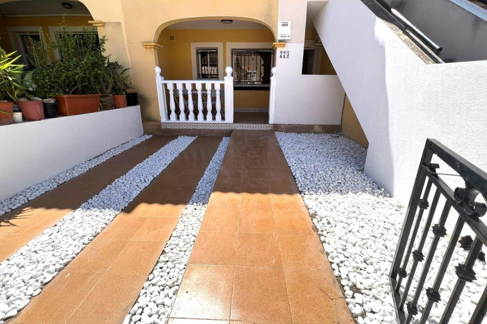Használt ingatlanok - Villa -
Torrevieja - Torrevieja Centro