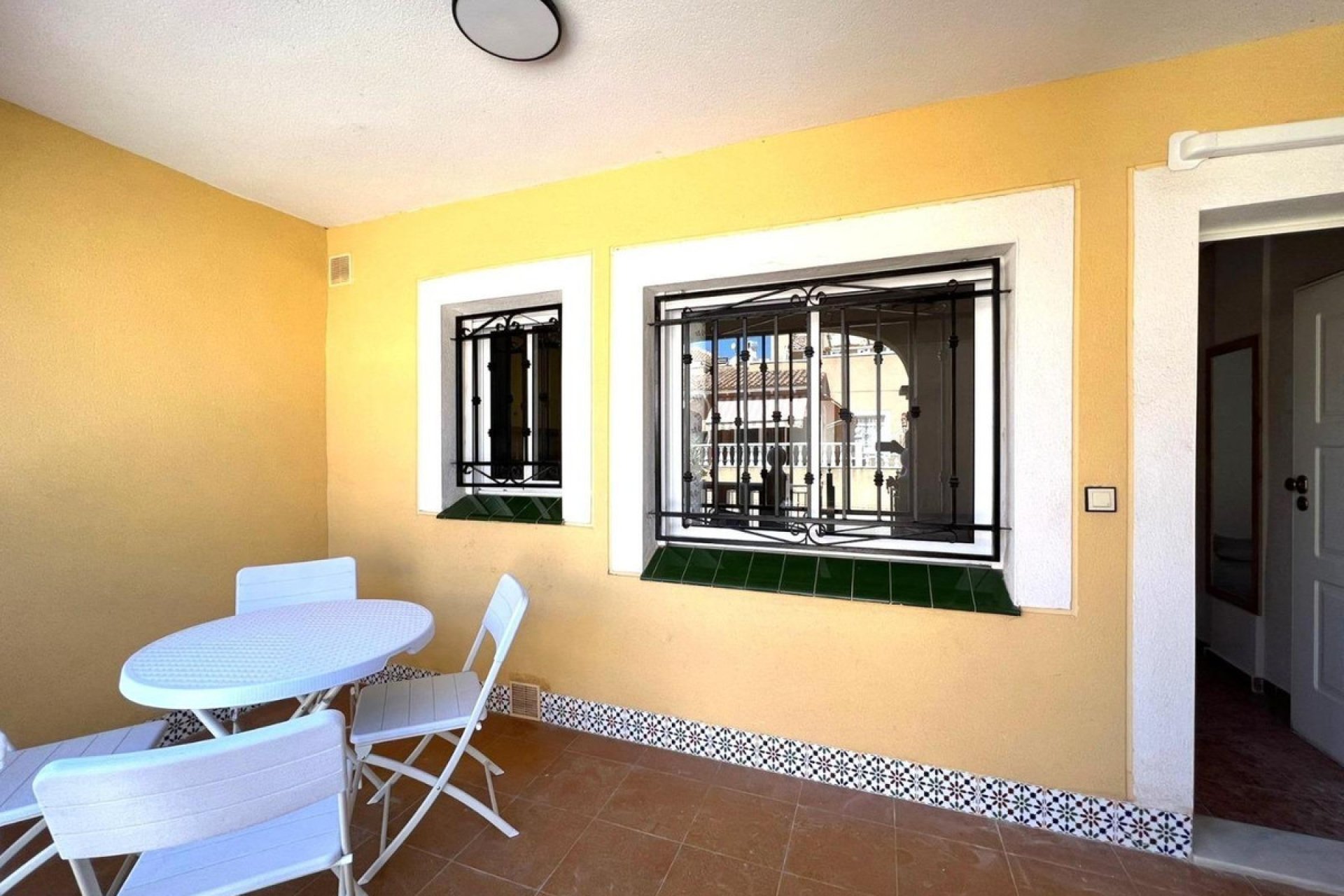Használt ingatlanok - Villa -
Torrevieja - Torrevieja Centro