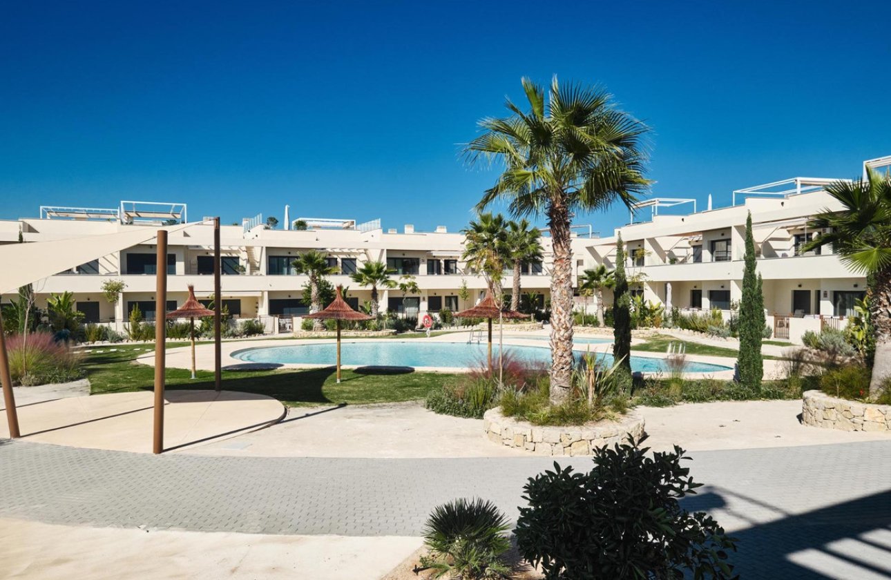 Használt ingatlanok - Villa -
Torrevieja - Torrevieja Centro