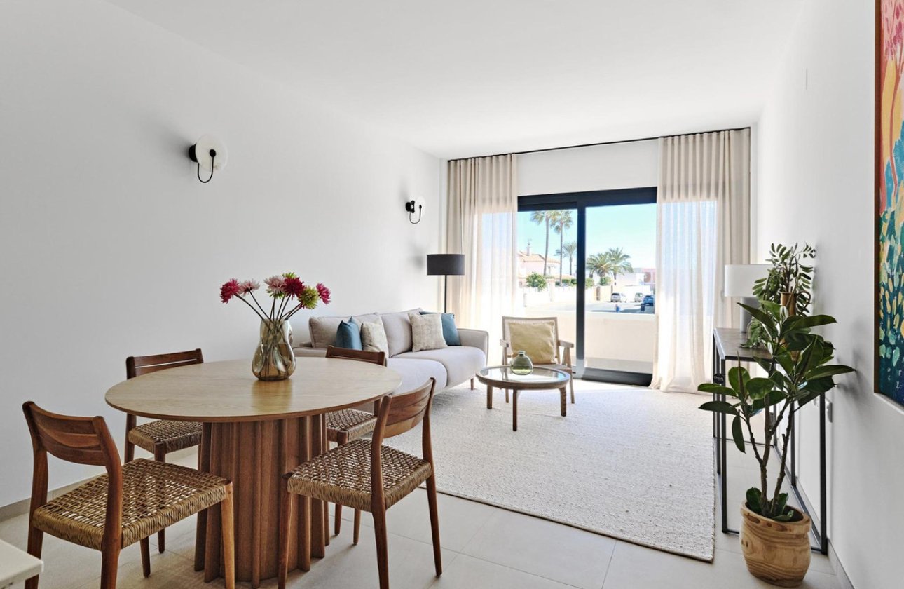 Használt ingatlanok - Villa -
Torrevieja - Torrevieja Centro