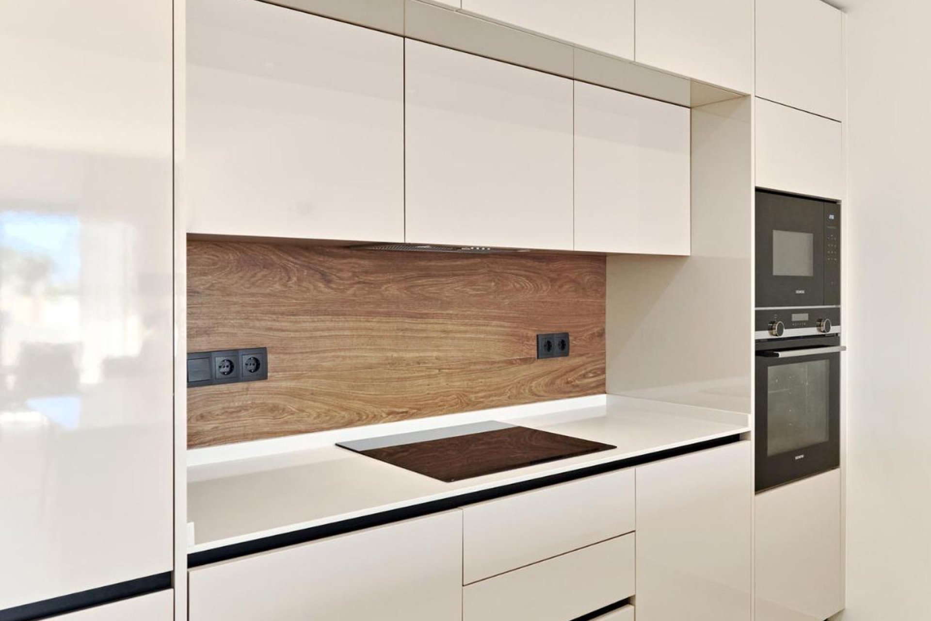 Használt ingatlanok - Villa -
Torrevieja - Torrevieja Centro