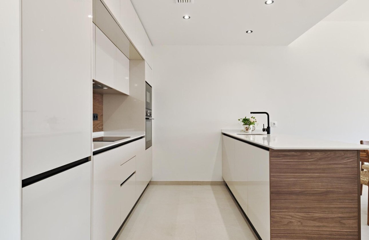 Használt ingatlanok - Villa -
Torrevieja - Torrevieja Centro