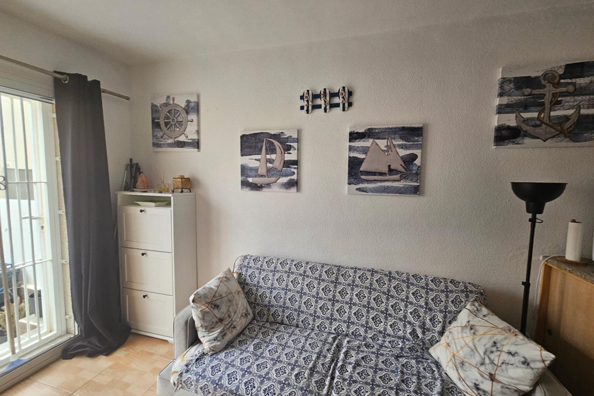 Használt ingatlanok - Villa -
Torrevieja - Torrevieja Centro