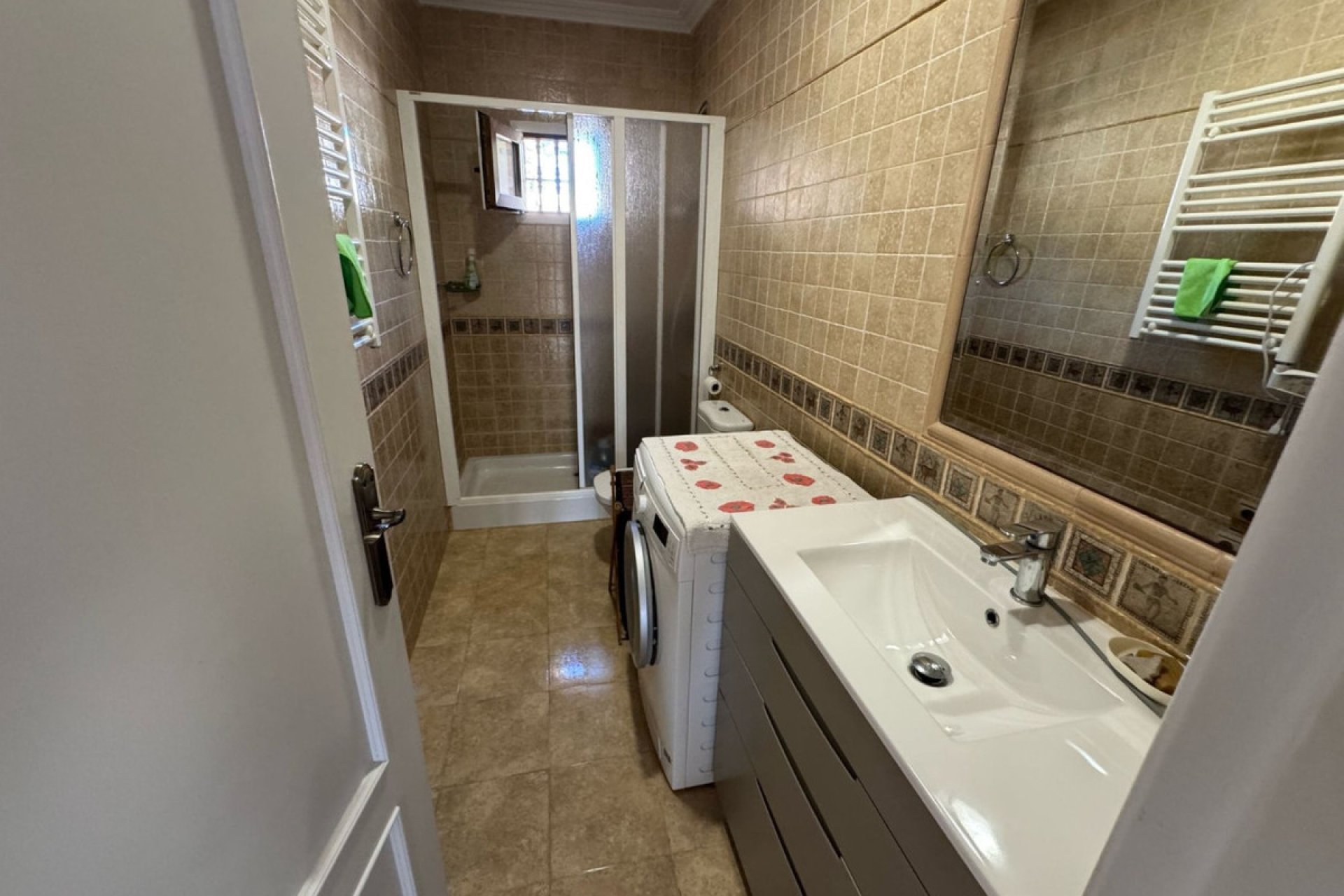 Használt ingatlanok - Villa -
Torrevieja - Torrevieja Centro