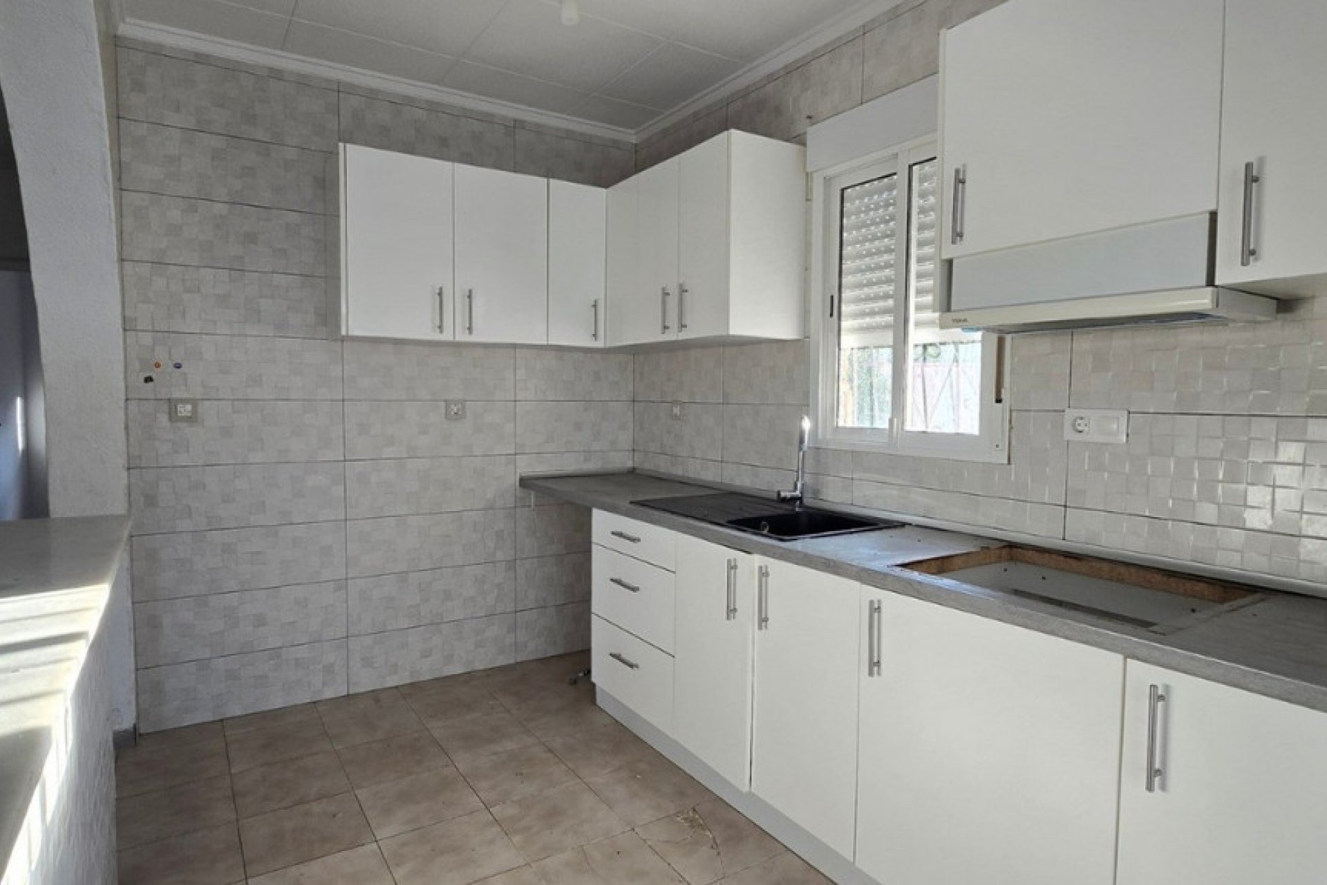 Használt ingatlanok - Villa -
Torrevieja - Torrevieja Centro