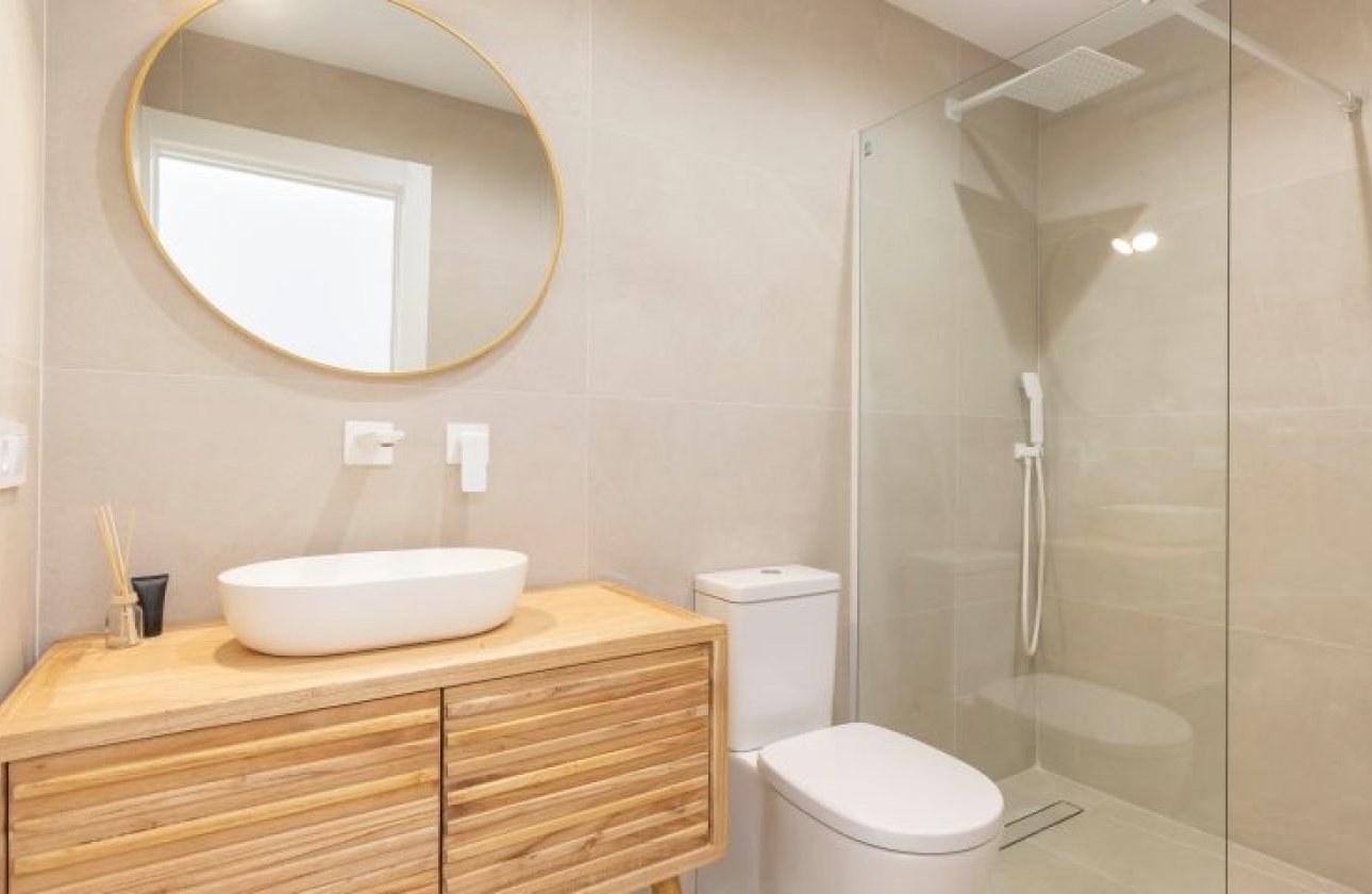 Használt ingatlanok - Villa -
Torrevieja