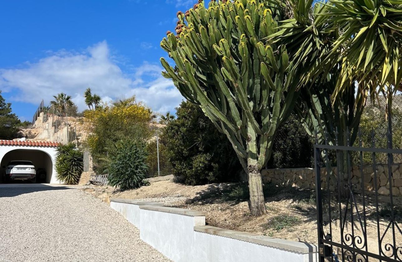 Használt ingatlanok - Villa -
Villajoyosa - Villajoyosa Centro