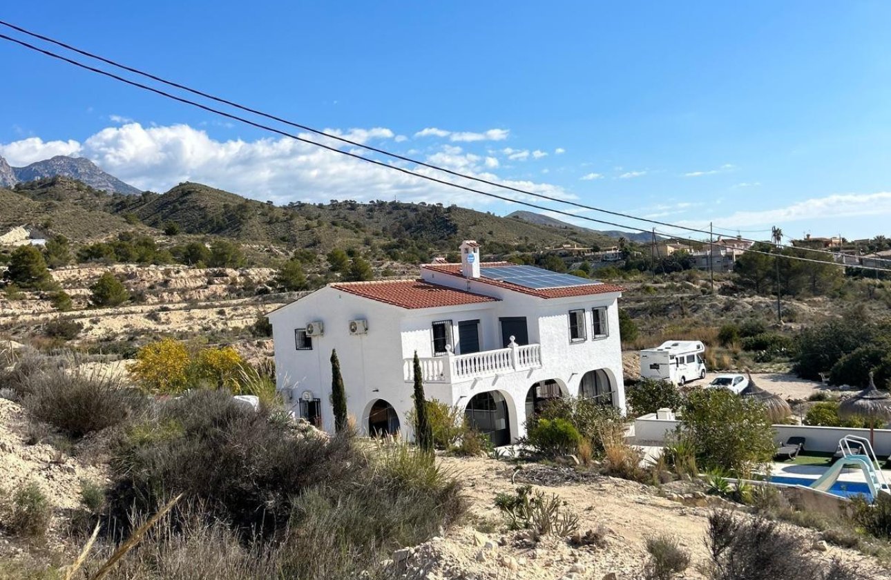 Használt ingatlanok - Villa -
Villajoyosa - Villajoyosa Centro