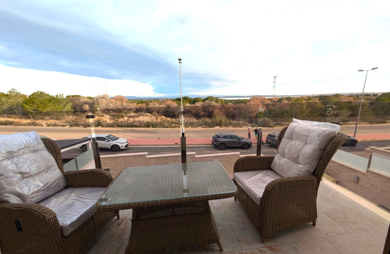 Használt ingatlanok - Villa -
Villamartin