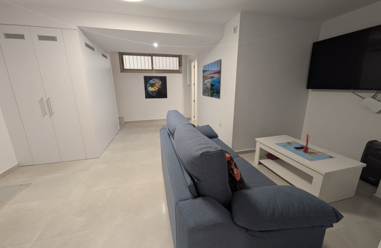 Használt ingatlanok - Villa -
Villamartin