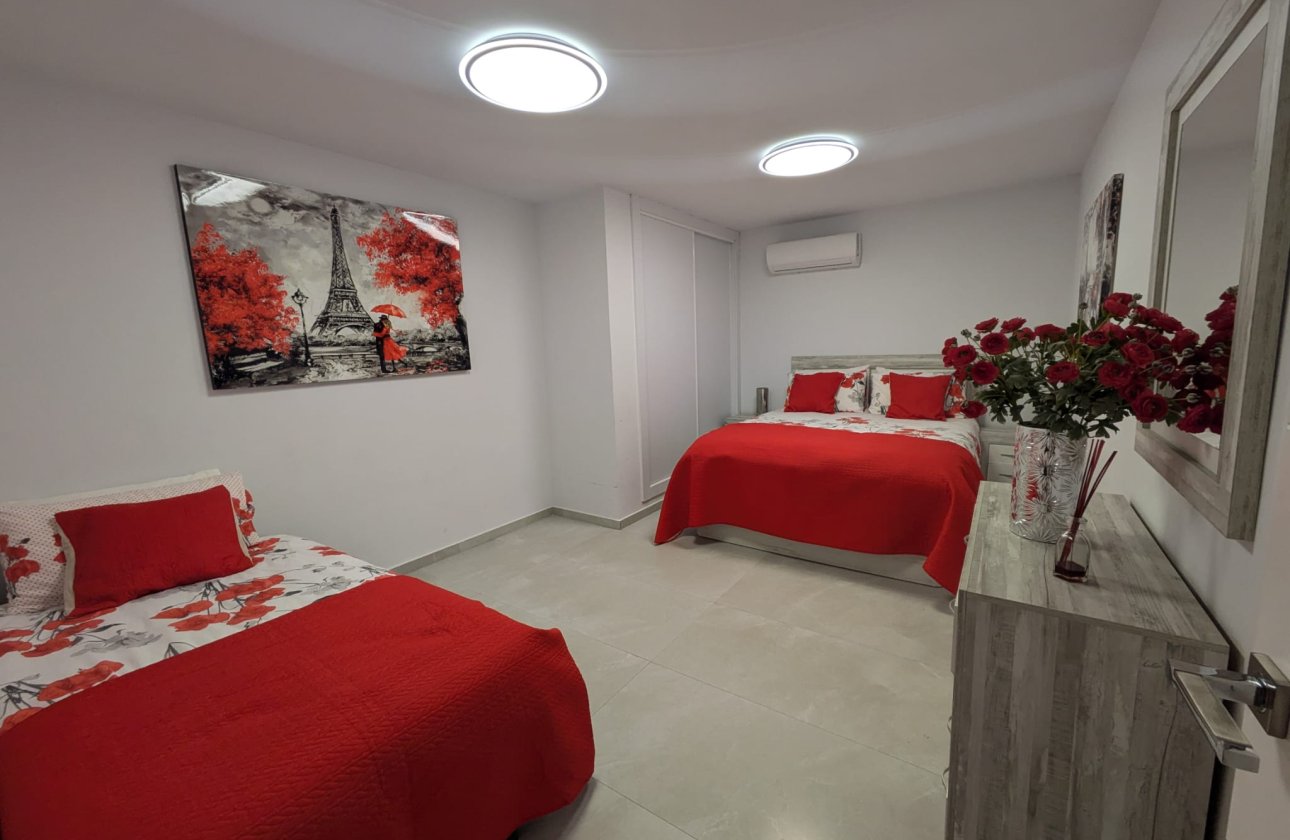 Használt ingatlanok - Villa -
Villamartin