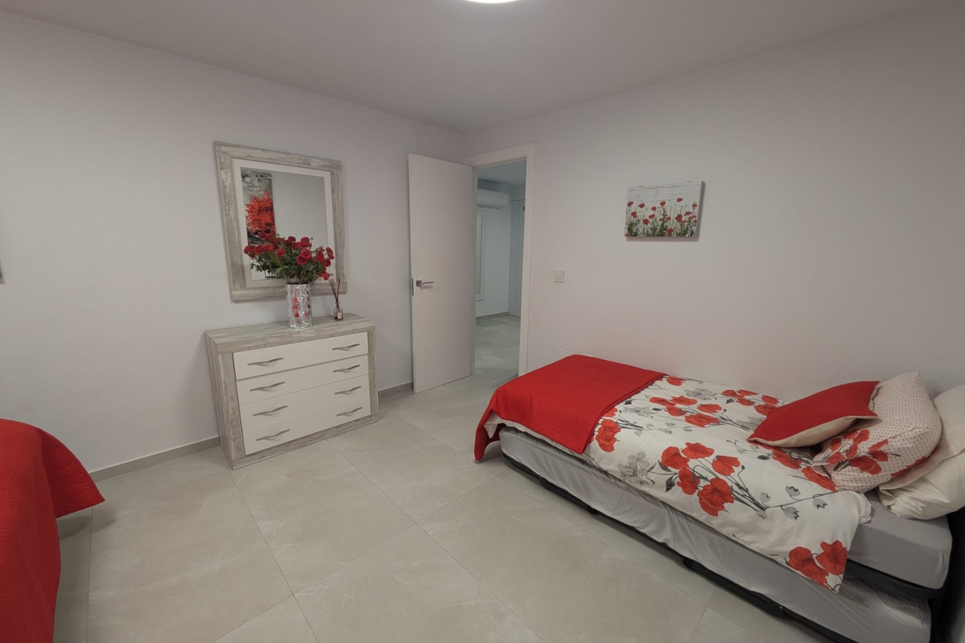 Használt ingatlanok - Villa -
Villamartin