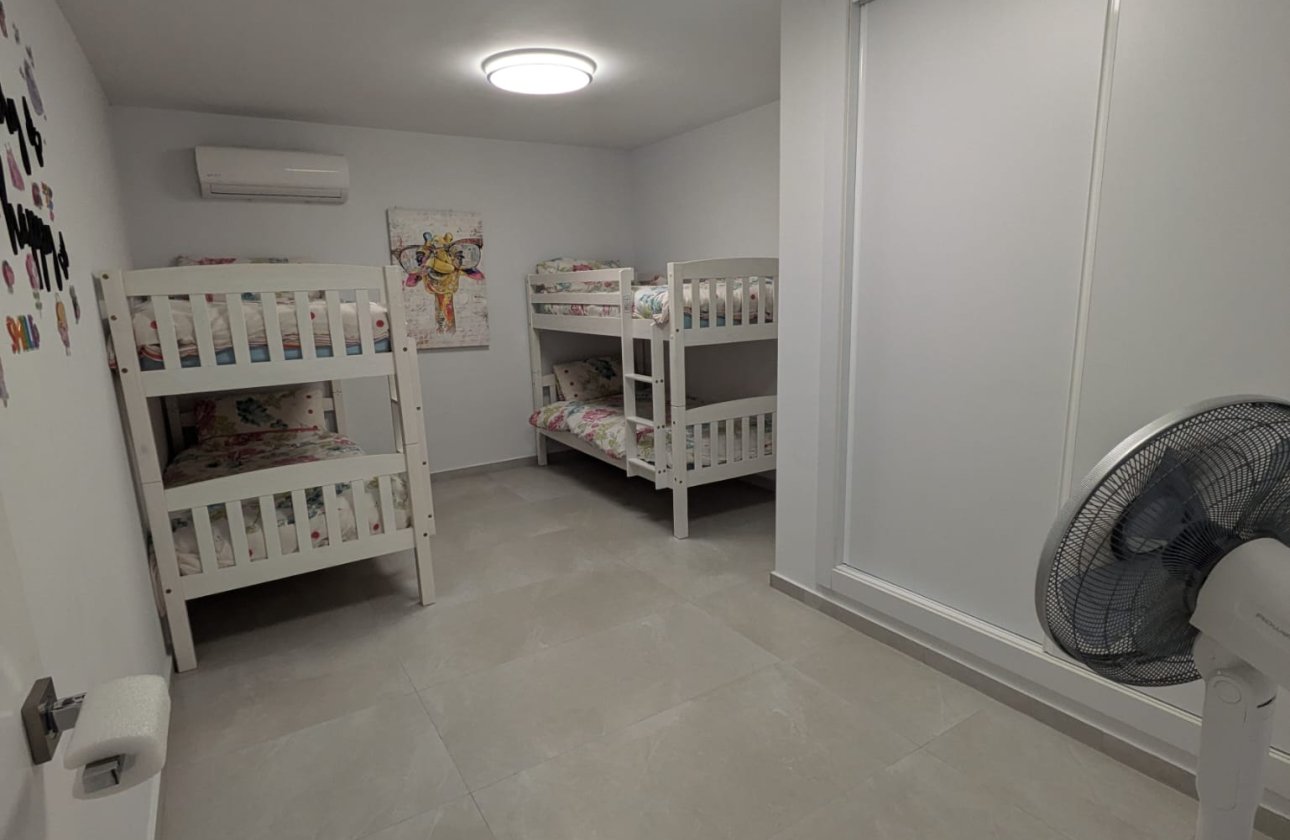 Használt ingatlanok - Villa -
Villamartin