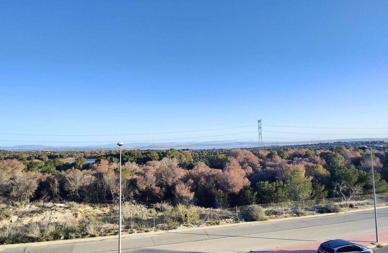 Használt ingatlanok - Villa -
Villamartin