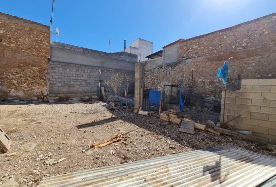 land - Resale - Pinoso -
                Pinoso Centro