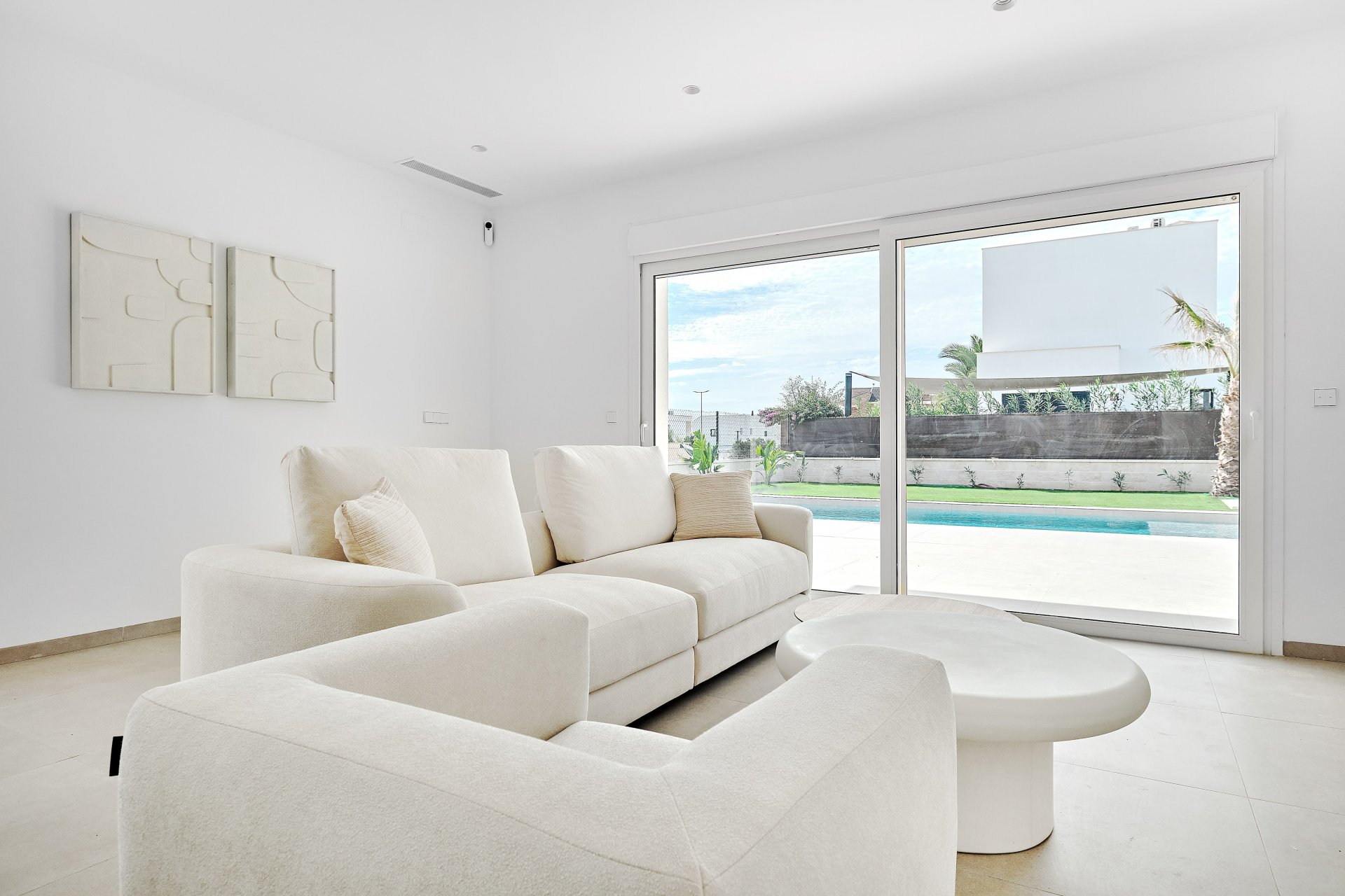 Obra nueva - detached -
La Herrada