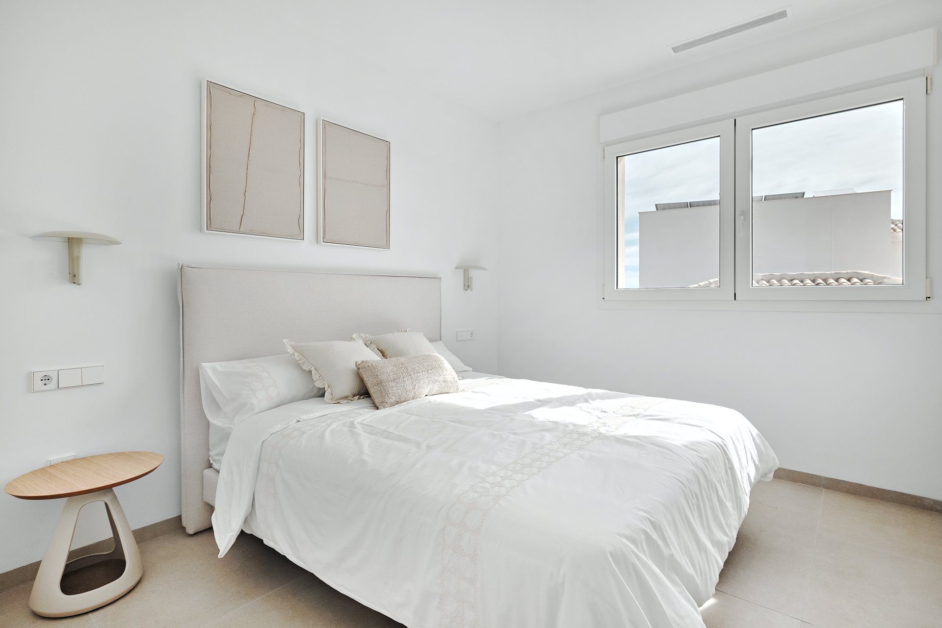 Obra nueva - detached -
La Herrada