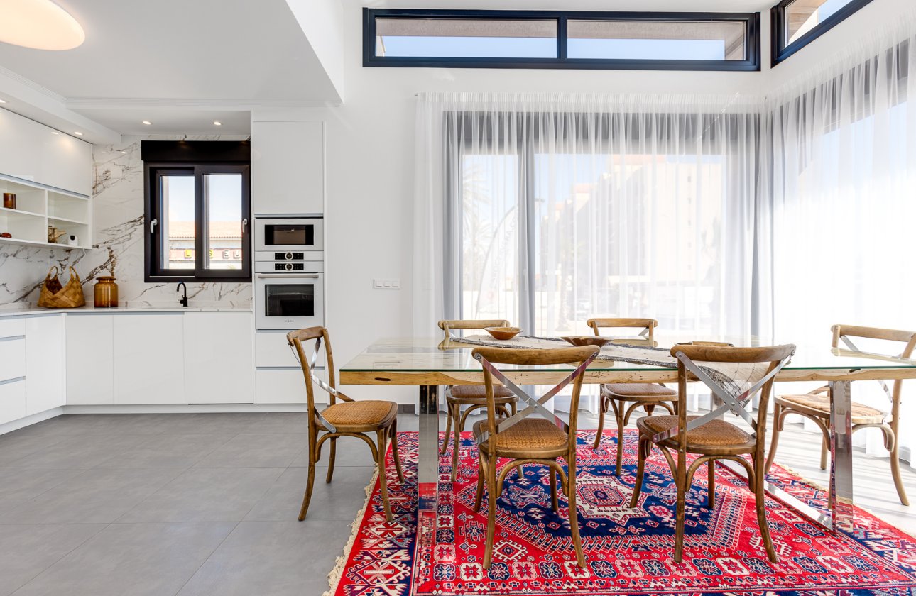 Obra nueva - detached -
La Mata