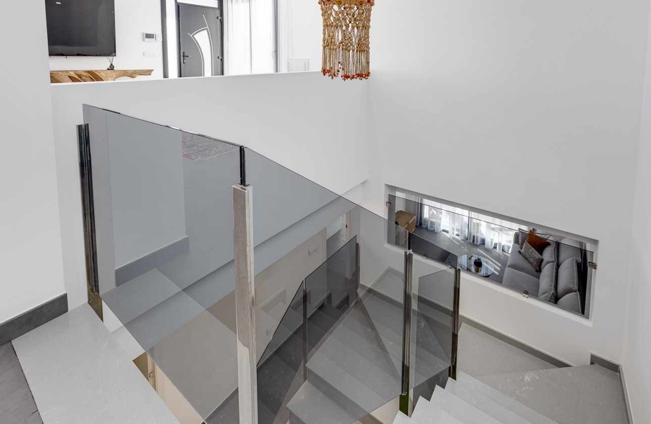 Obra nueva - detached -
La Mata