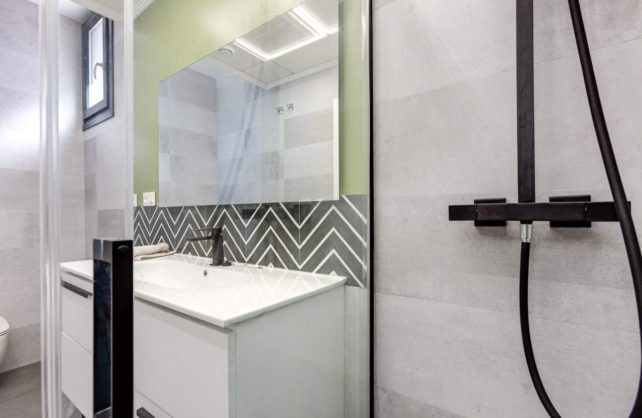 Obra nueva - detached -
La Mata