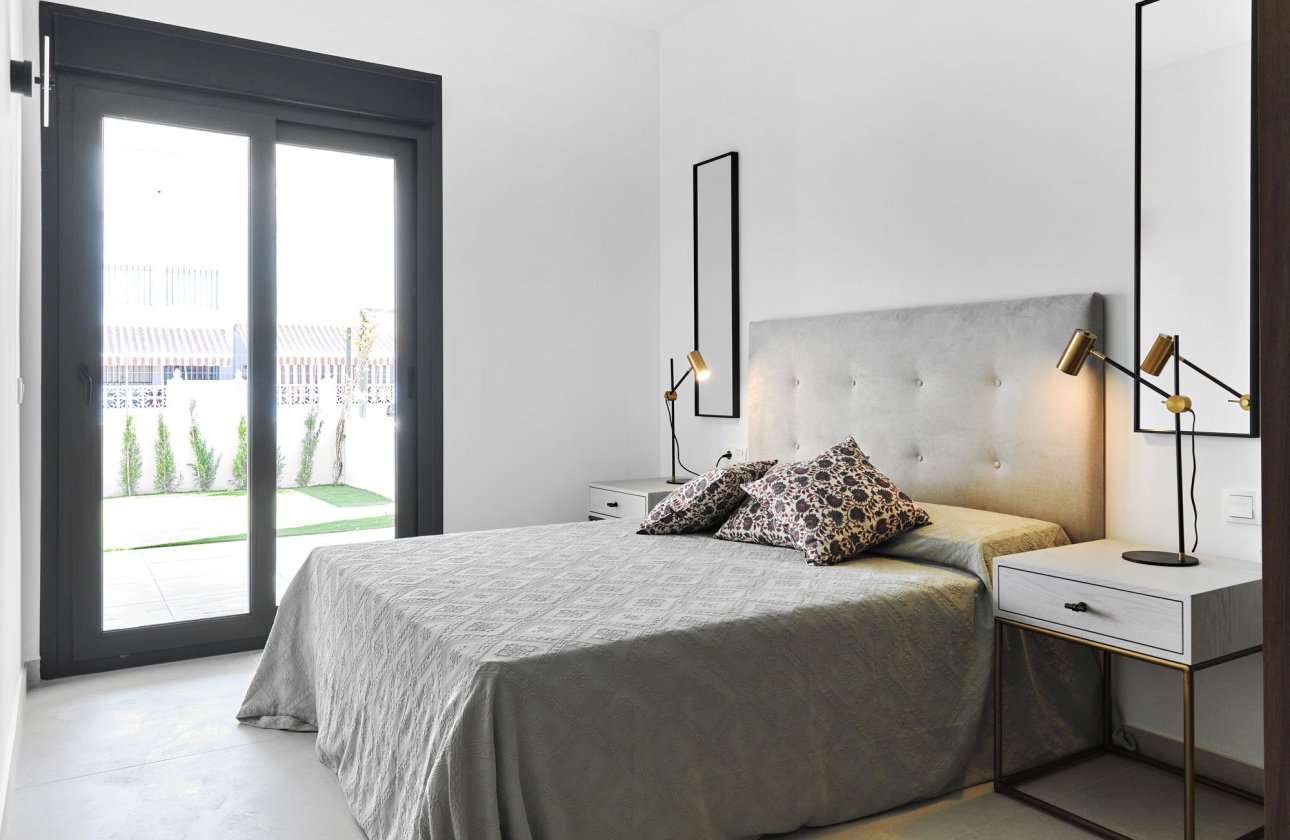 Obra nueva - low-bungalow -
Torrevieja