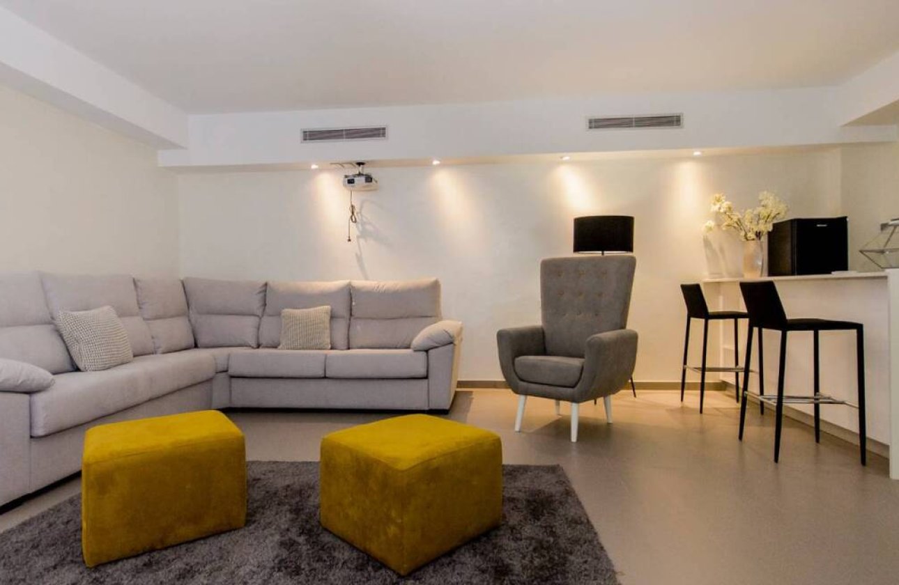 Obra nueva - Villa -
Campoamor