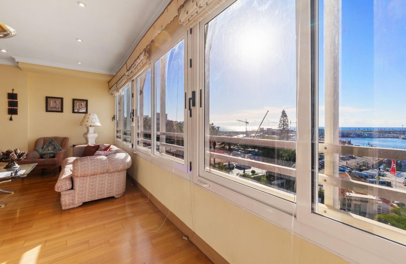 Resale - Apartamento -
Torrevieja - CLUB NAUTICO TORREVIEJA