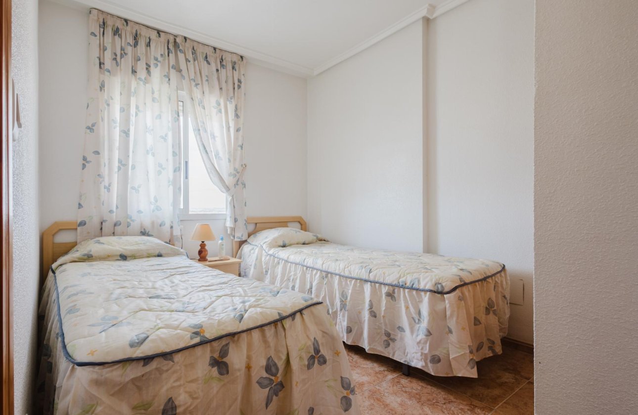 Resale - Apartamento -
Torrevieja - Parque de Las Naciones