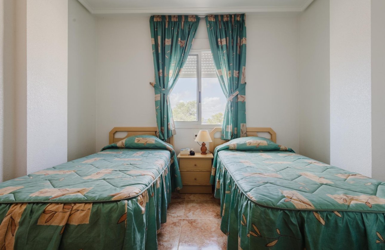 Resale - Apartamento -
Torrevieja - Parque de Las Naciones