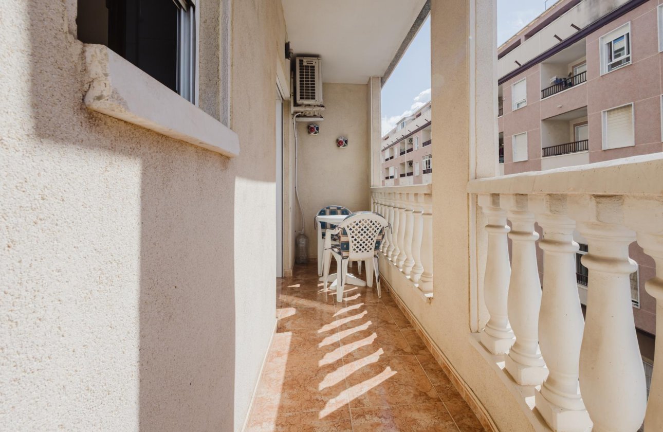 Resale - Apartamento -
Torrevieja - Parque de Las Naciones
