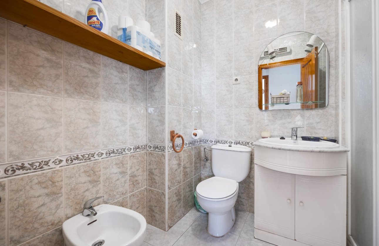 Resale - Apartamento -
Torrevieja - Parque de Las Naciones