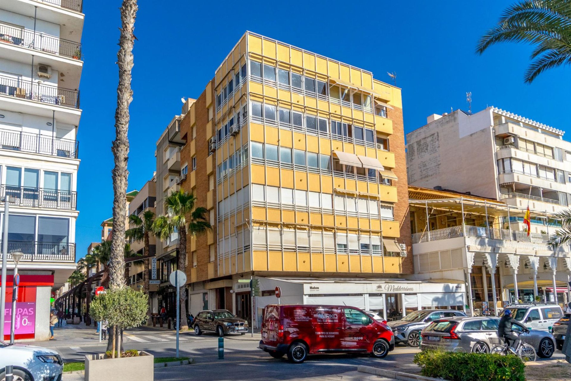 Resale - Apartamento -
Torrevieja - Piscinas naturales